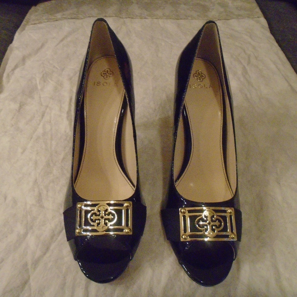 Isola Black Patent Leather Heels/Pumps  Dore II